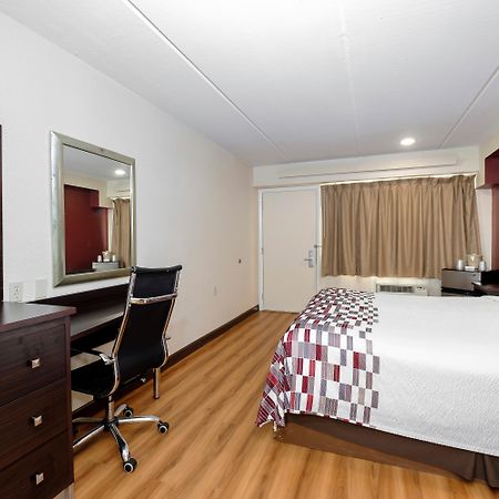 Red Roof Inn Tallahassee - University Экстерьер фото