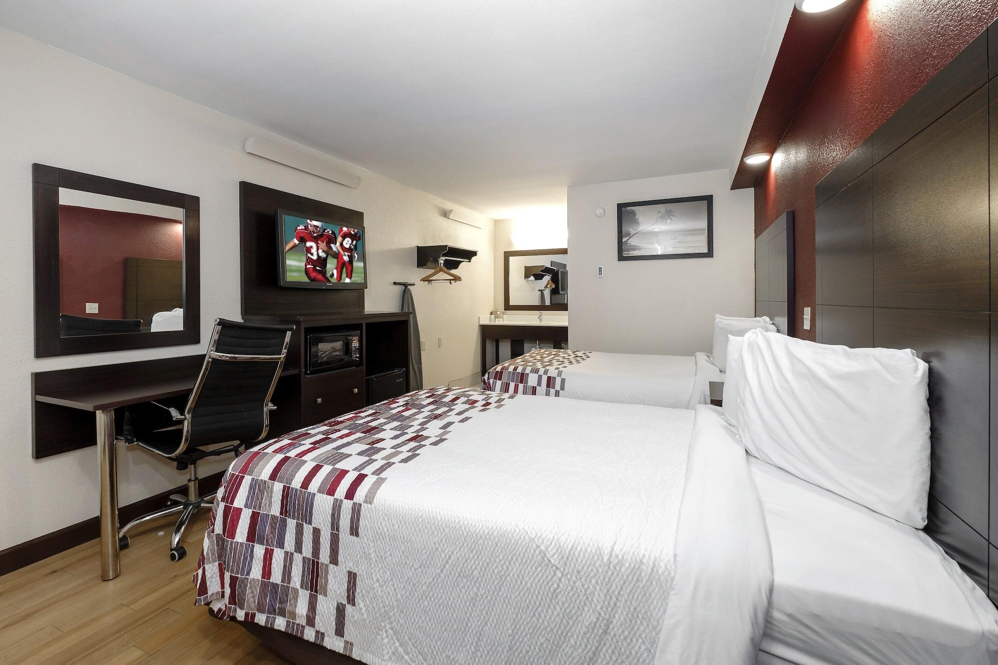 Red Roof Inn Tallahassee - University Экстерьер фото