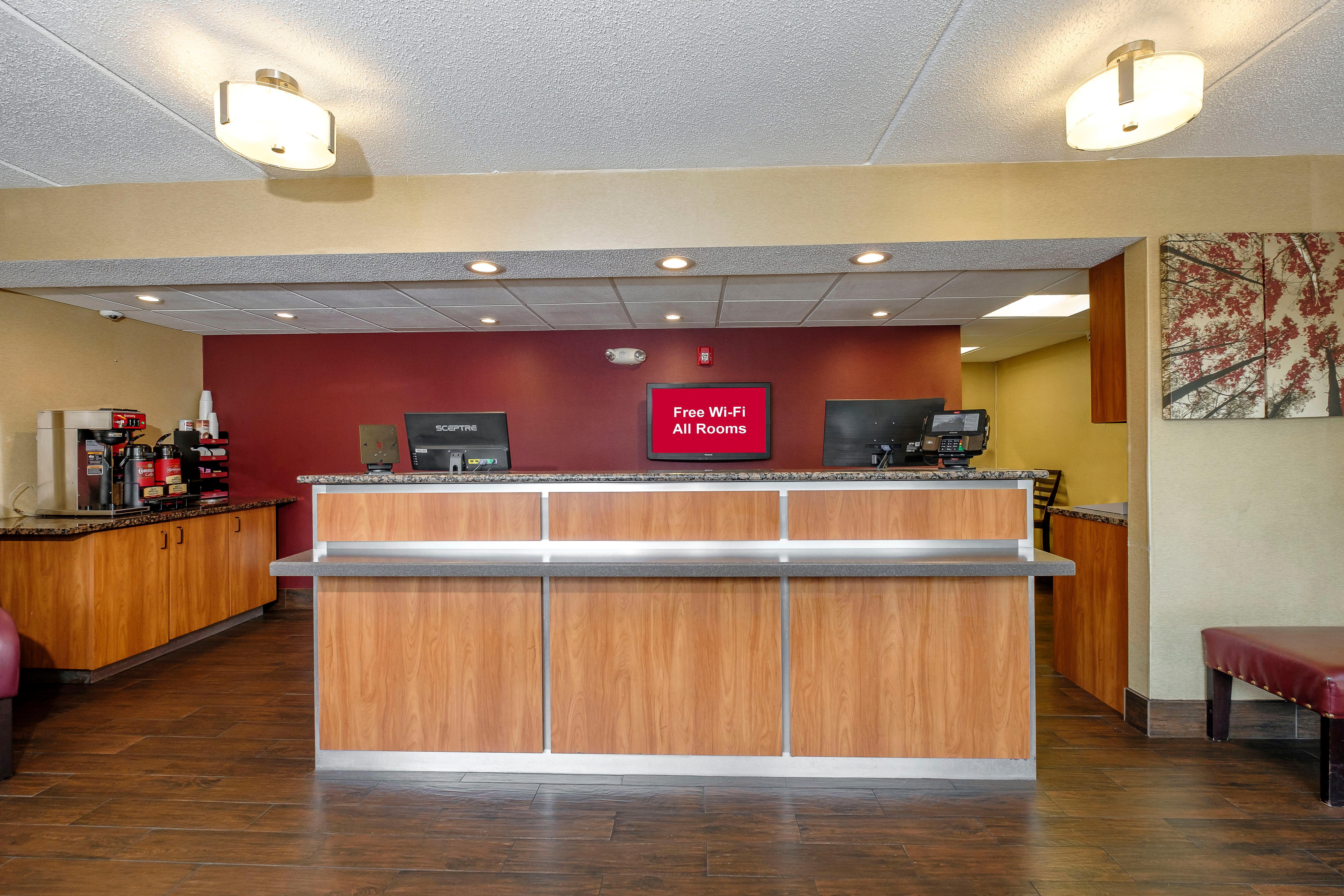 Red Roof Inn Tallahassee - University Экстерьер фото