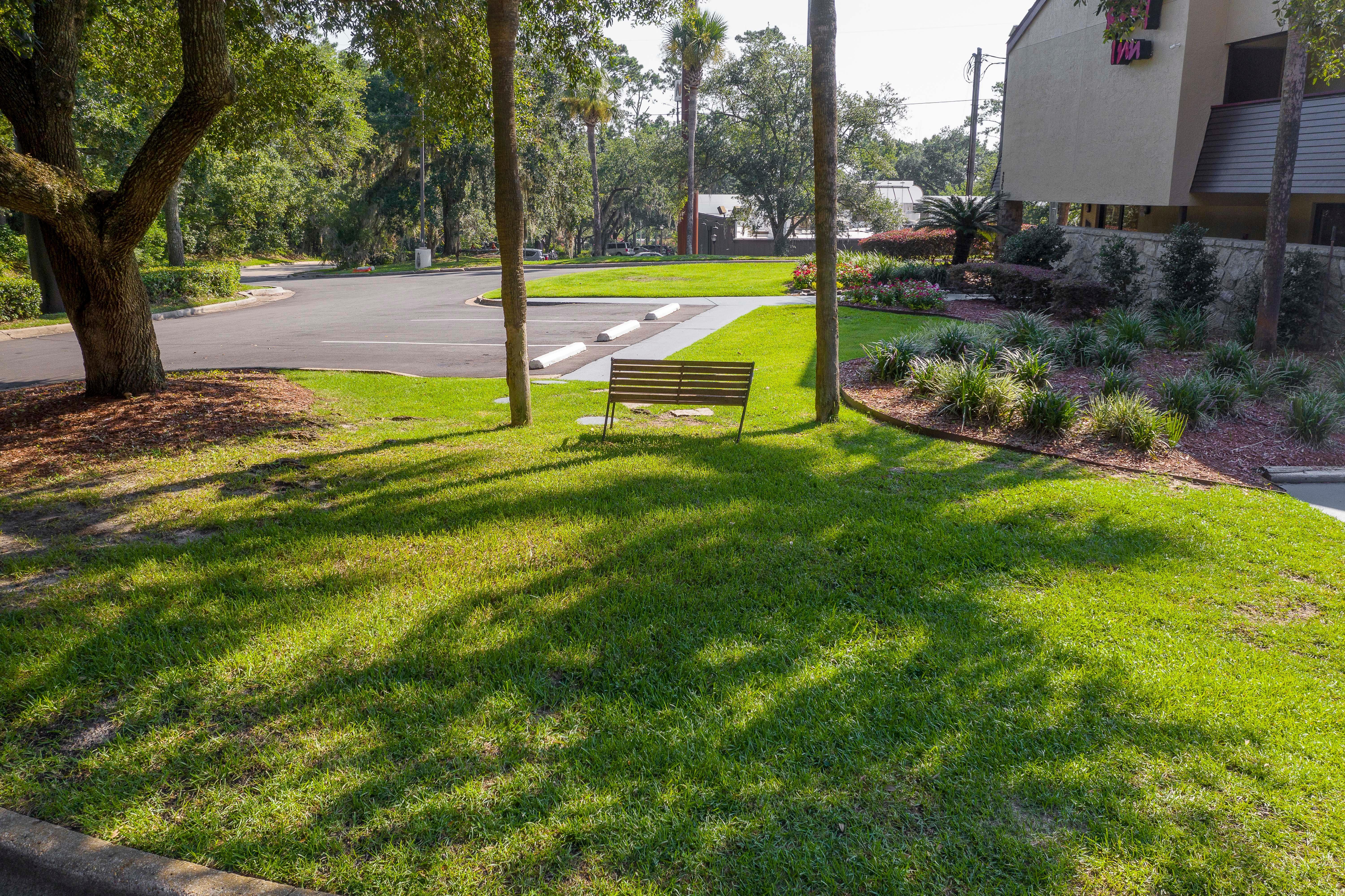 Red Roof Inn Tallahassee - University Экстерьер фото