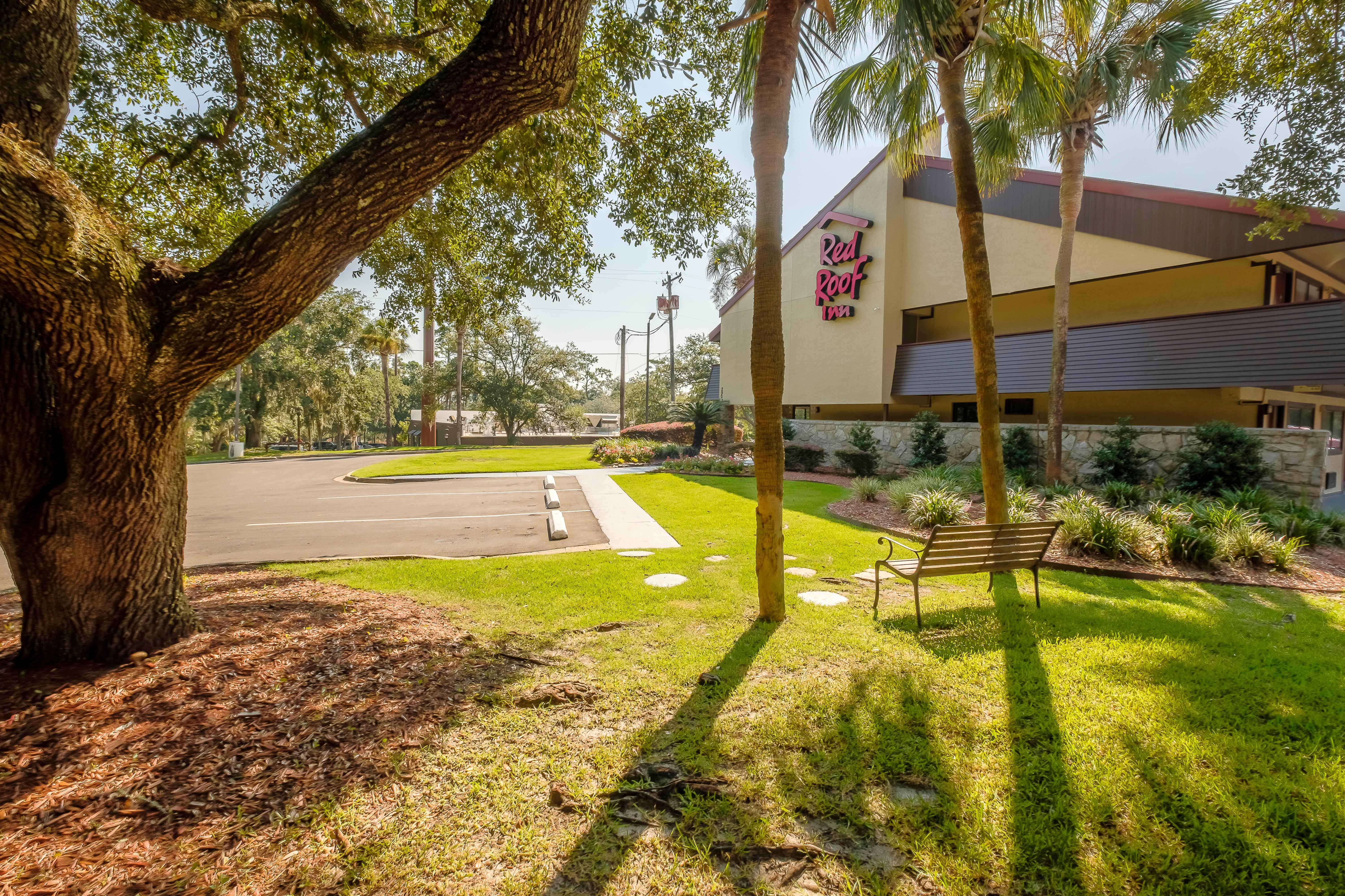 Red Roof Inn Tallahassee - University Экстерьер фото