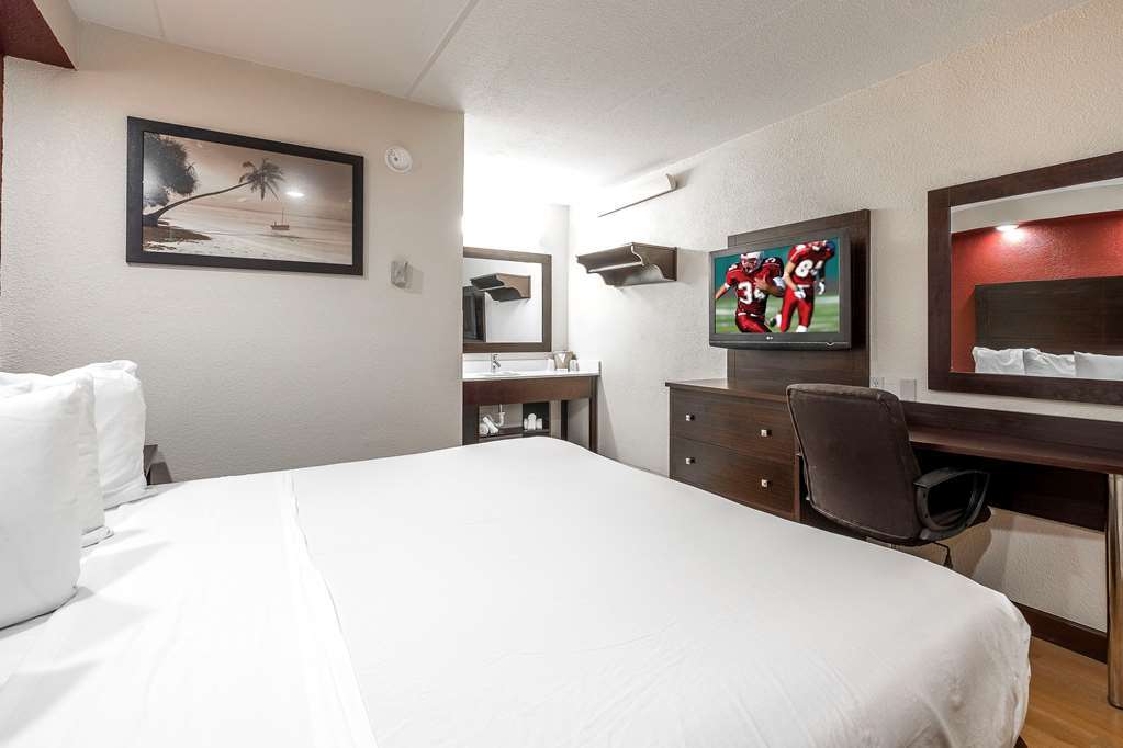 Red Roof Inn Tallahassee - University Номер фото